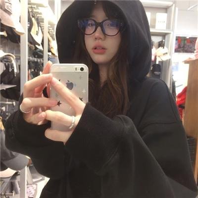 恐怖热线之大头怪婴